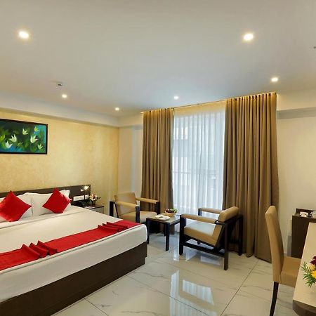 Hotel Renai Sreekrishna Guruvāyūr Zewnętrze zdjęcie