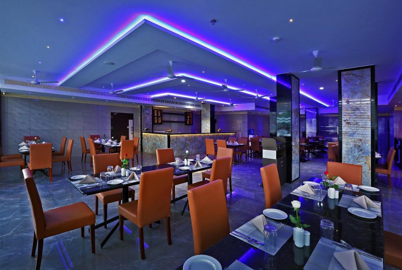 Hotel Renai Sreekrishna Guruvāyūr Zewnętrze zdjęcie