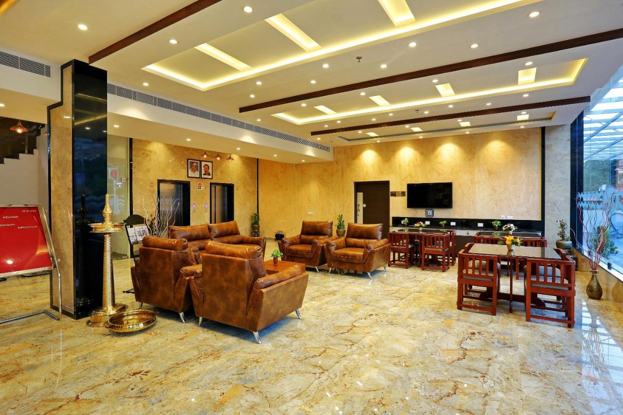 Hotel Renai Sreekrishna Guruvāyūr Zewnętrze zdjęcie