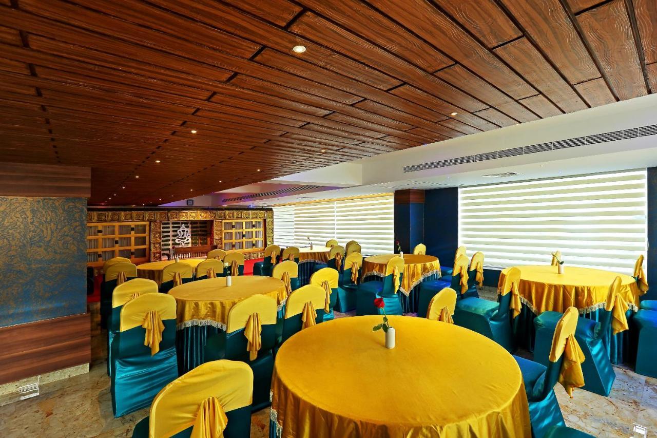 Hotel Renai Sreekrishna Guruvāyūr Zewnętrze zdjęcie