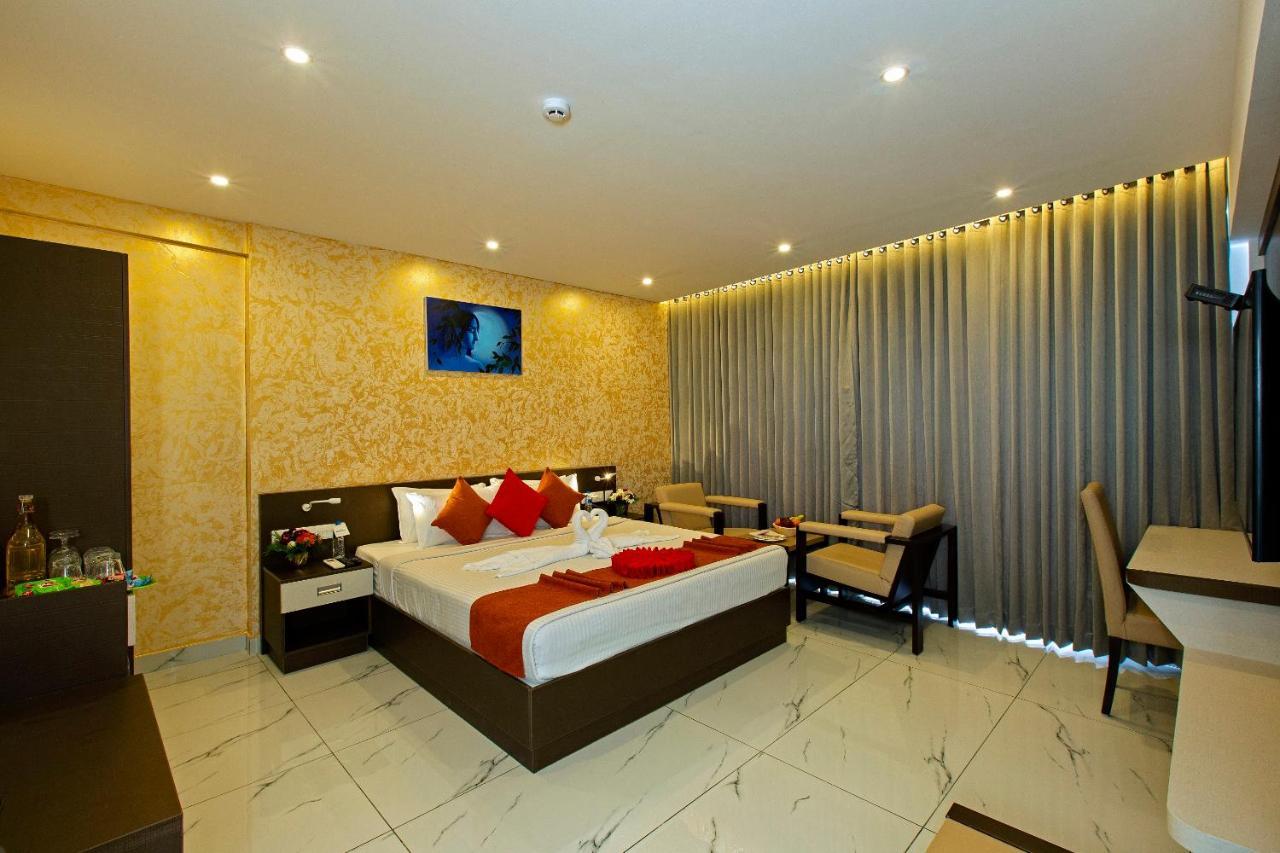 Hotel Renai Sreekrishna Guruvāyūr Zewnętrze zdjęcie