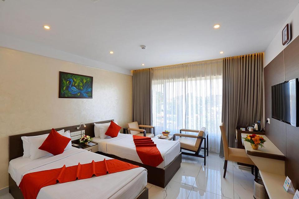 Hotel Renai Sreekrishna Guruvāyūr Zewnętrze zdjęcie