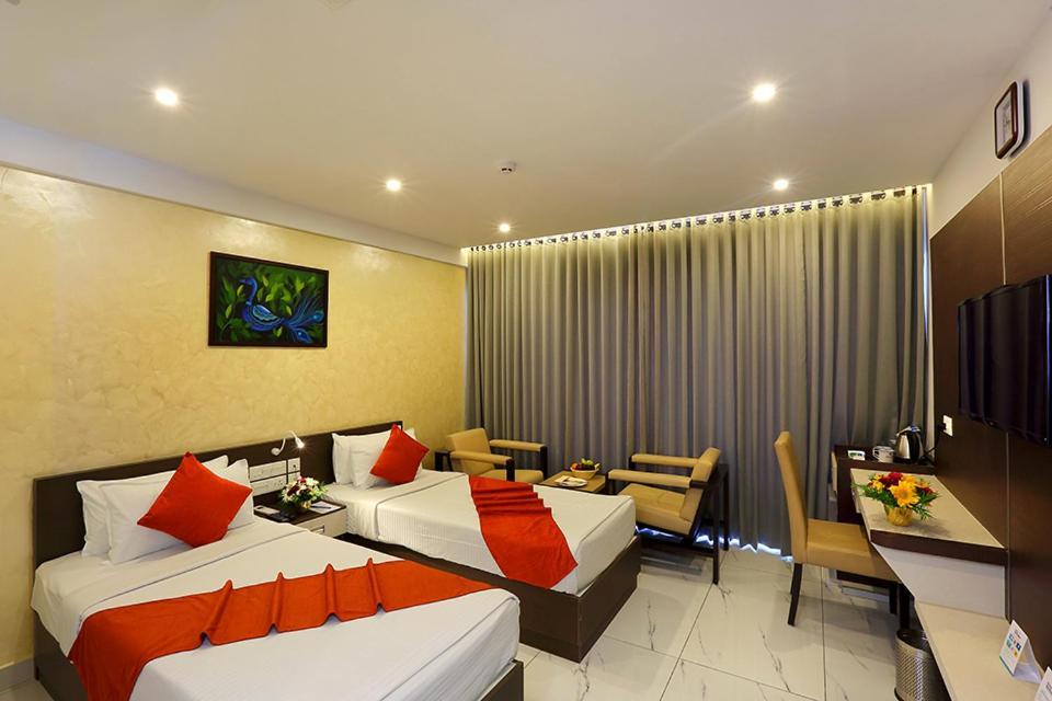 Hotel Renai Sreekrishna Guruvāyūr Zewnętrze zdjęcie
